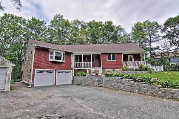 39 Colonial Way, Plainville, MA 02762