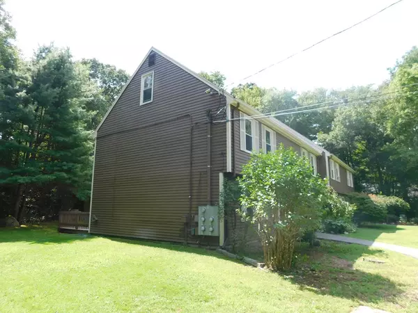 Norton, MA 02766,11 Taylor Ct #11