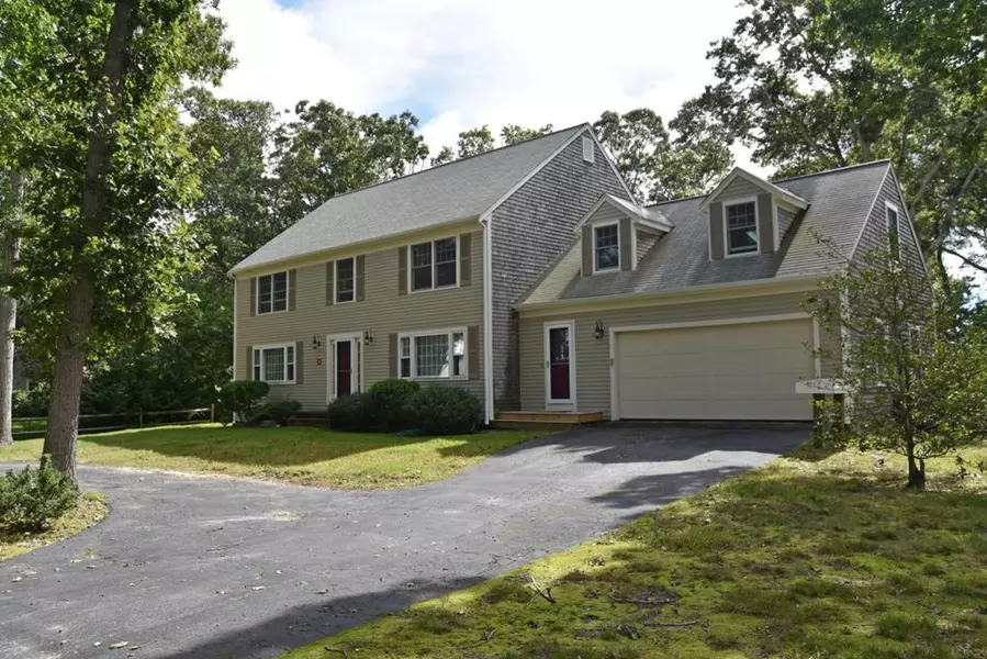 14 Loch Rannoch Way, Yarmouth, MA 02675