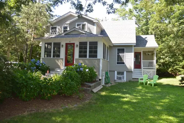 277 Norton Ave, Tisbury, MA 02568