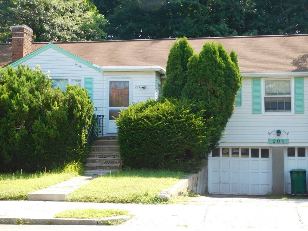 204 Dedham St, Newton, MA 02461