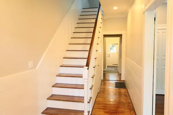 Marblehead, MA 01945,37 Mugford St