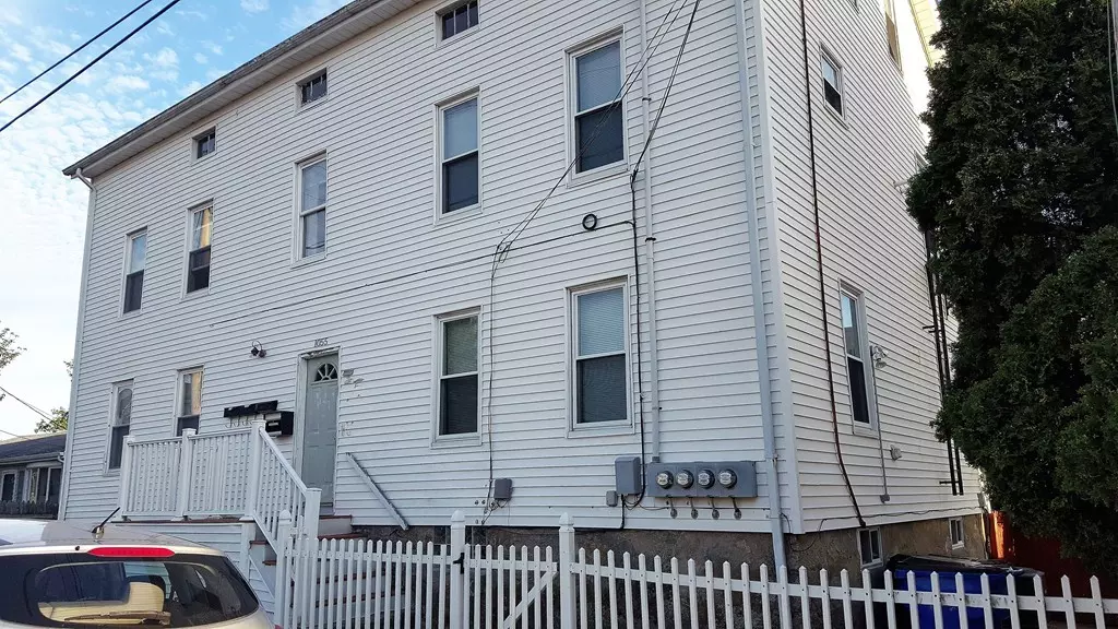 1055 Pine, Fall River, MA 02723