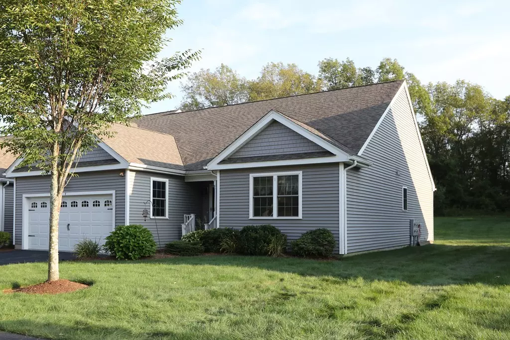 Millbury, MA 01527,7 Ashton Lane #7