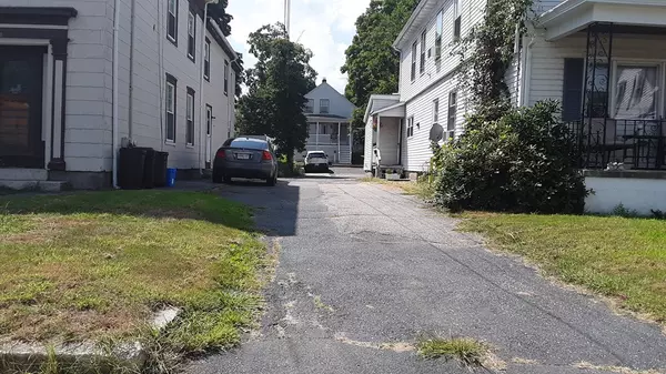 Milford, MA 01757,40 Pearl St