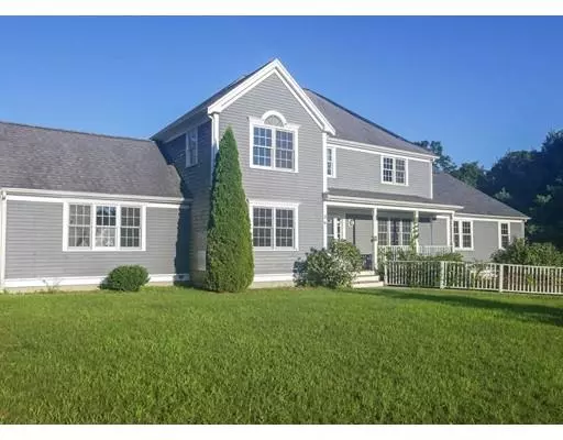 Bourne, MA 02532,16 Glacier Way