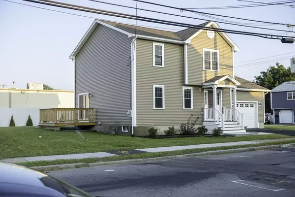 Fall River, MA 02721,124 Laurel St