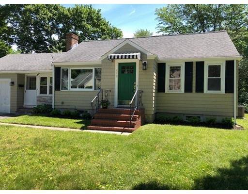 113 Willard Cir, Westwood, MA 02090