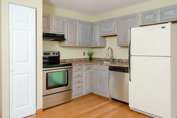 Weymouth, MA 02190,160 Burkhall St #203