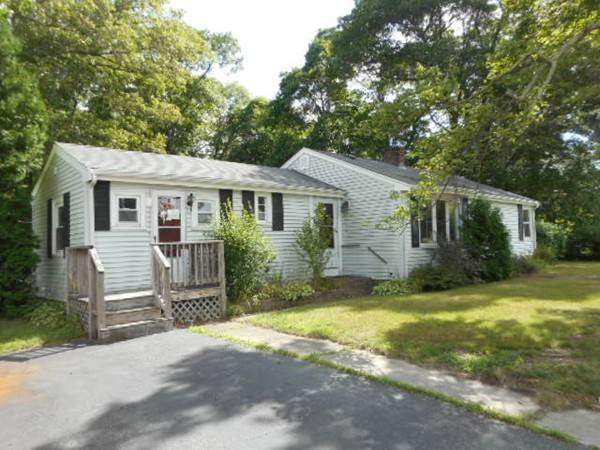 223 Mount Prospect St, Bridgewater, MA 02324