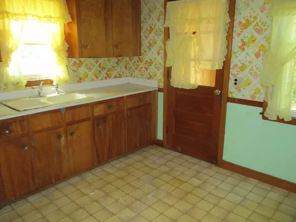 Franklin, MA 02038,514 Oak St