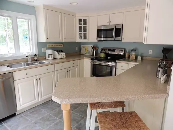 Falmouth, MA 02536,23 Lt Pafford Road