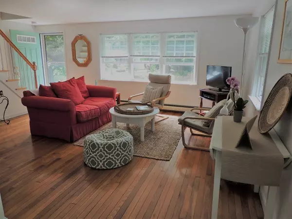 Falmouth, MA 02536,23 Lt Pafford Road