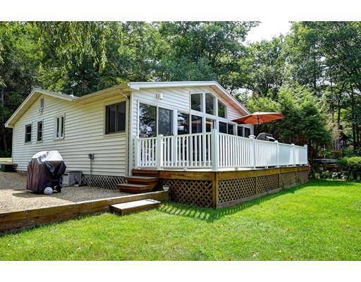 53 Island Road, Holland, MA 01521