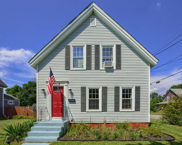 38 Bridge St, Templeton, MA 01468