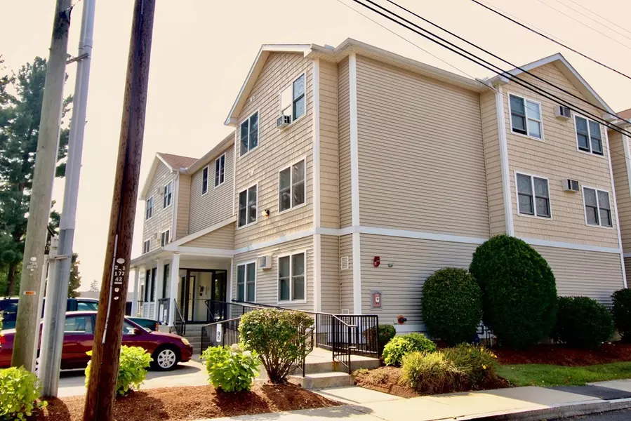 15 Lovell St #12, Nashua, NH 03060