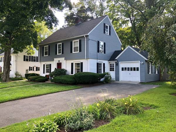 48 Sylvan Pl, Longmeadow, MA 01106