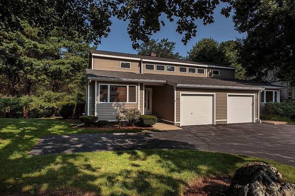 44 Edward Drive #44, Winchester, MA 01890