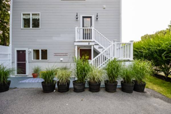 Plymouth, MA 02360,8 Wamsutta Ave