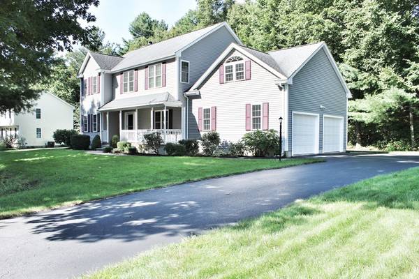 33 Tannery Road, Sturbridge, MA 01518