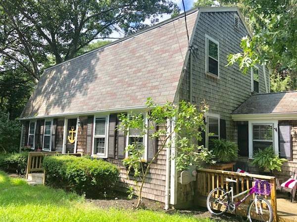 15 Sunrise Ave, Plymouth, MA 02360