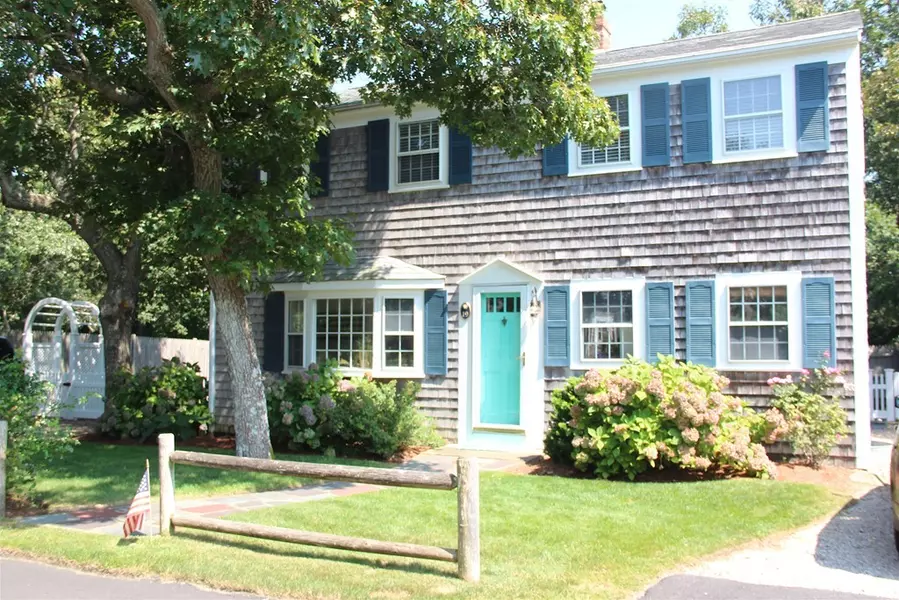 19 Ginger Plum Lane, Harwich, MA 02646