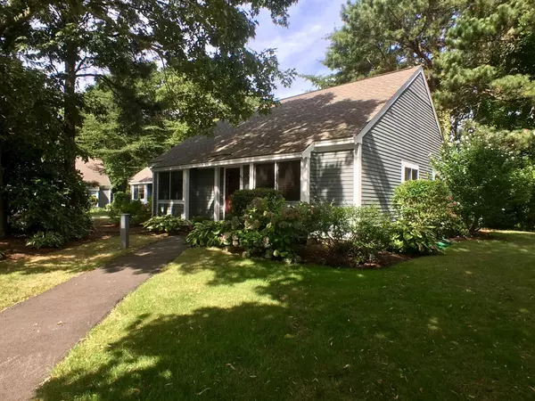 Brewster, MA 02631,67 Susanna Dr #67