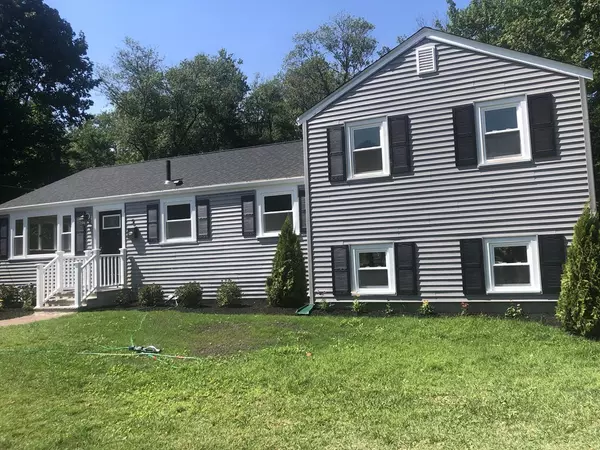 5 Ledgebrook Rd, Weymouth, MA 02190