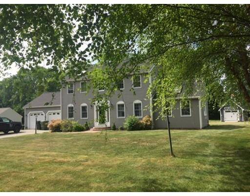 21 Camelot Cir, Dudley, MA 01571