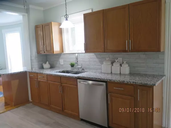 Worcester, MA 01603,12 Vincent Ave