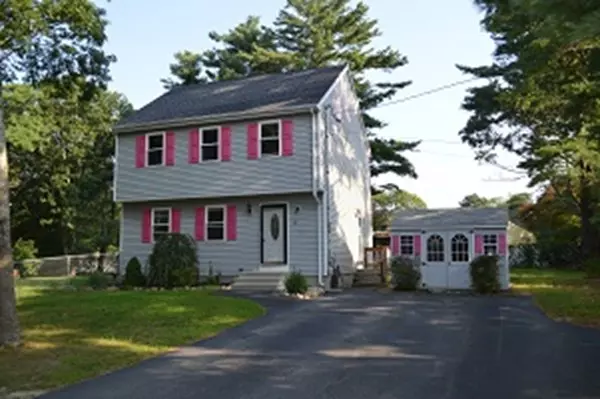 23 Summer St, Wareham, MA 02571