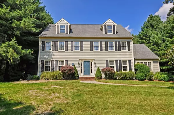 Medway, MA 02053,15 Juniper Rd