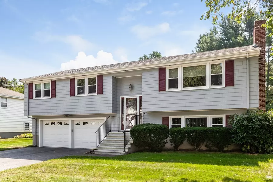 18 Julia Rd, Needham, MA 02492