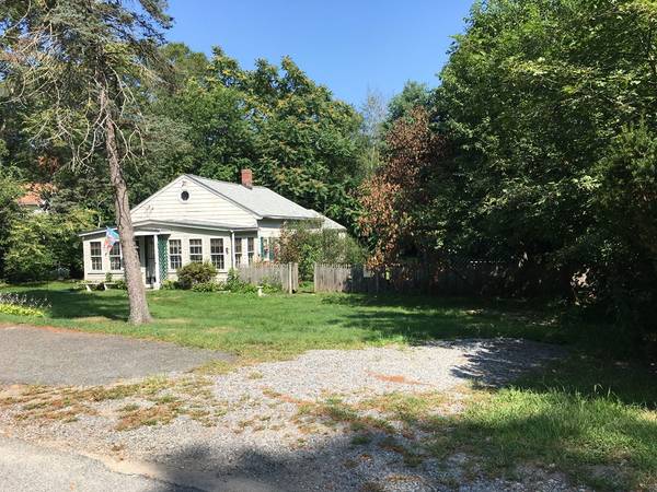 10 Westwood Rd, Stoughton, MA 02072