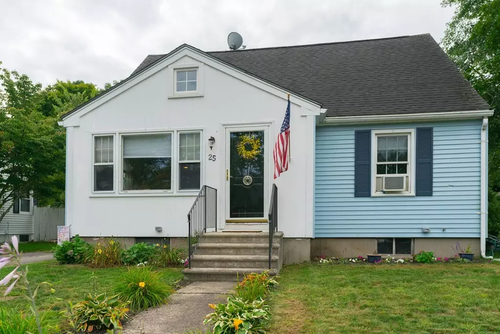 Uxbridge, MA 01569,25 Fair St