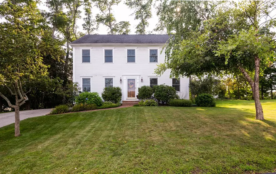 12 Merrill Avenue, Amesbury, MA 01913