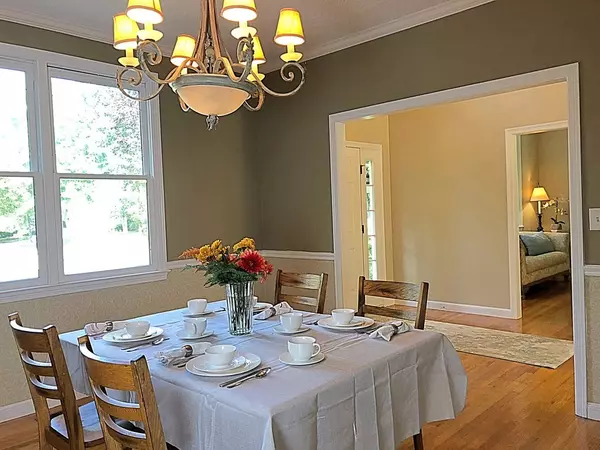 Marlborough, MA 01752,63 Simmons St