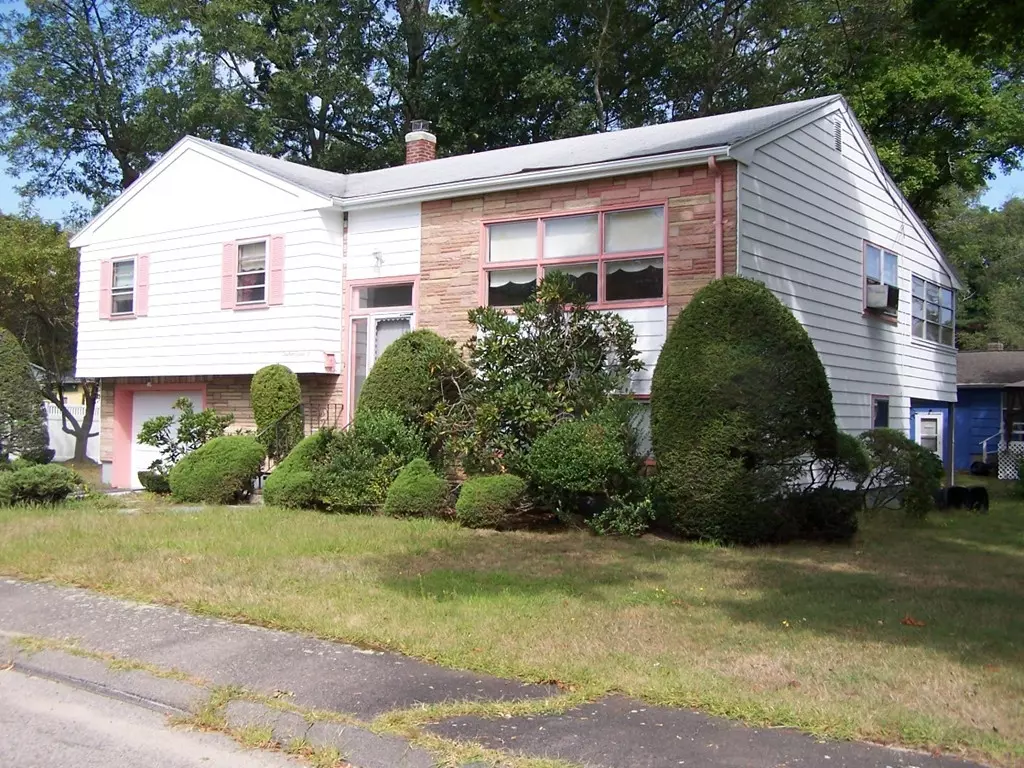 Randolph, MA 02368,14 Green St