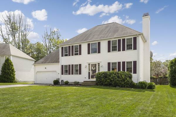 4 Beverly Rd, Shrewsbury, MA 01545