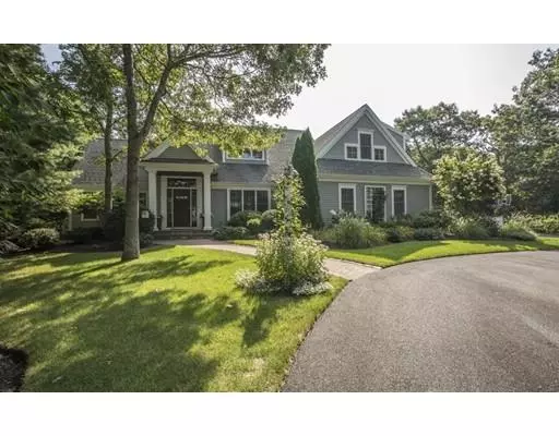 9 Mossy Bottom Ln, Sandwich, MA 02563