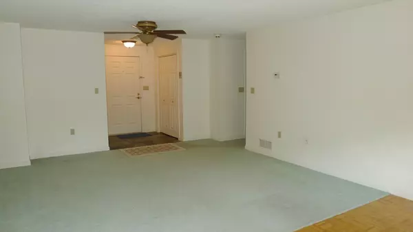 Peabody, MA 01960,9 Ledgewood Way #29