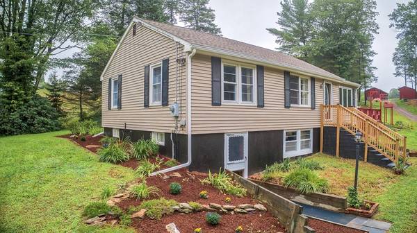 136 Glenwood Road, Rutland, MA 01543