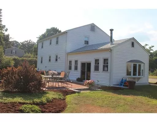Norton, MA 02766,3 Beach St
