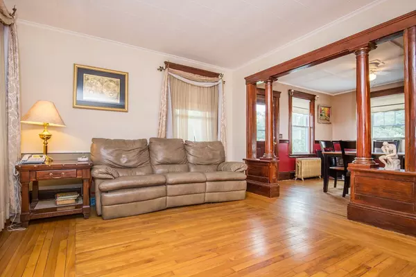 Haverhill, MA 01832,216 Rosemont St