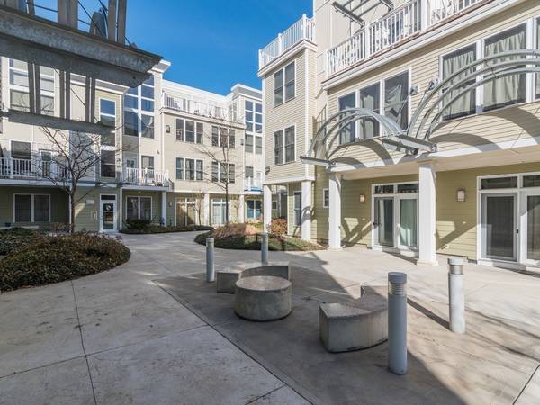 29 Wheeler St #308, Cambridge, MA 02138