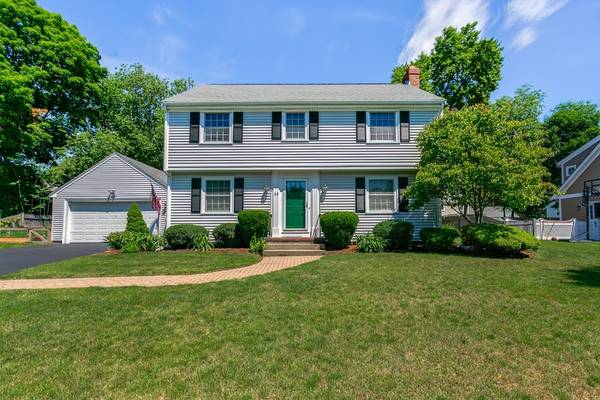 68 Chesterton Rd, Wellesley, MA 02481