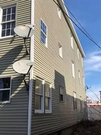 Chelsea, MA 02150,236 Everett Ave