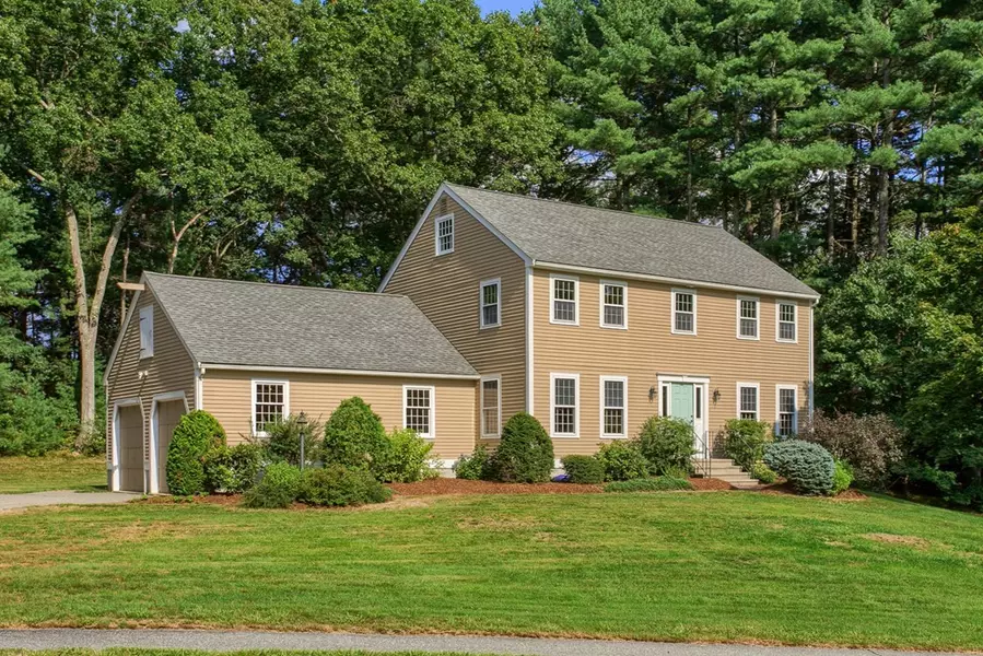 7 Little Bear Hill Road, Westford, MA 01886