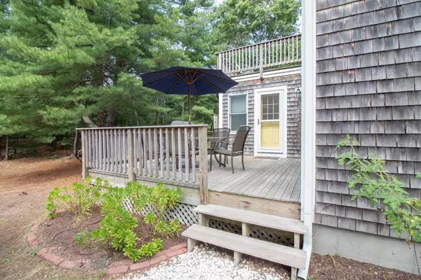 Eastham, MA 02642,40 Turtle Pond Rd