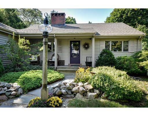 73 Crest Rd, Wellesley, MA 02482